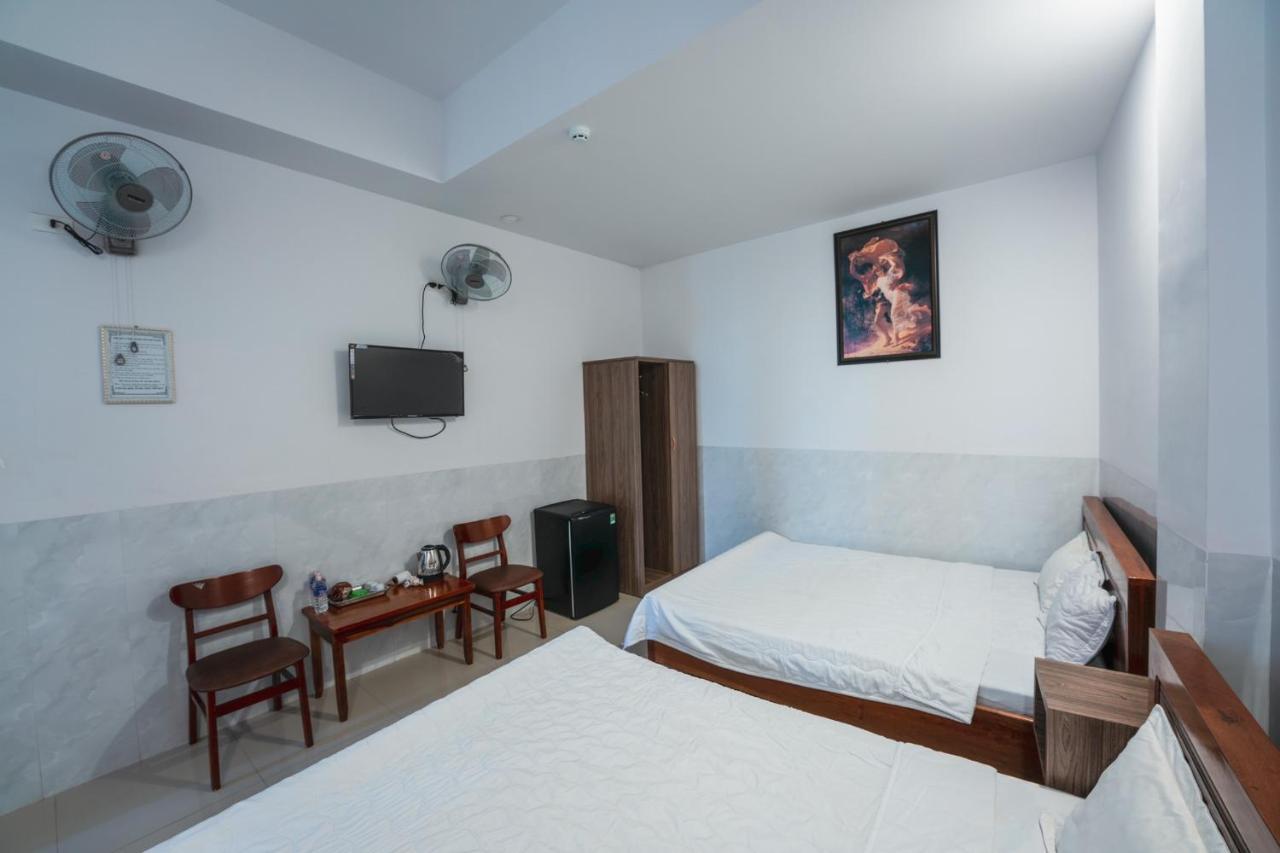 Thanh Ngoc Motel Buon Ma Thuot Exterior photo